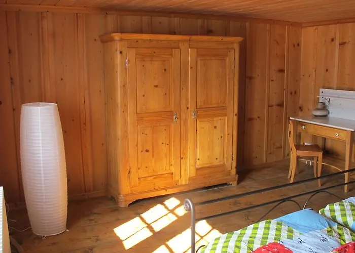 Ferienwohnung Graubuenden/ Castiel